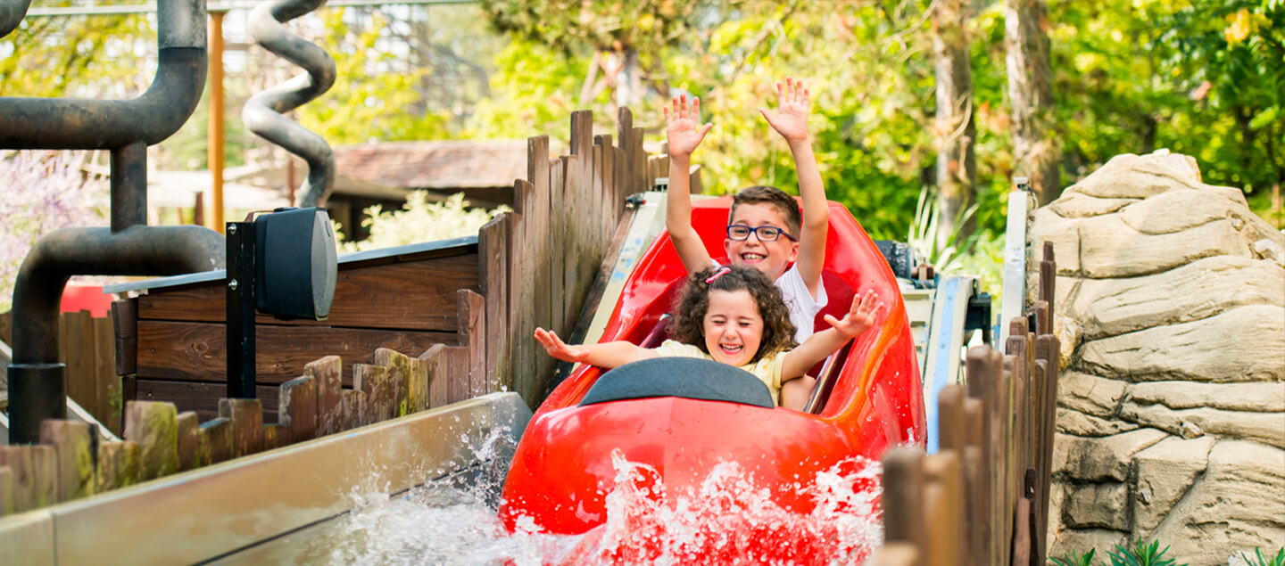 Journée à Walibi avec transport en bus et entrée au parc