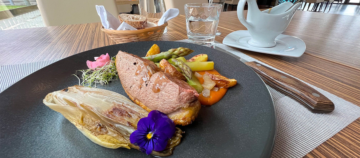 Menu magret de canard, avec entrée et dessert dès 2 personnes