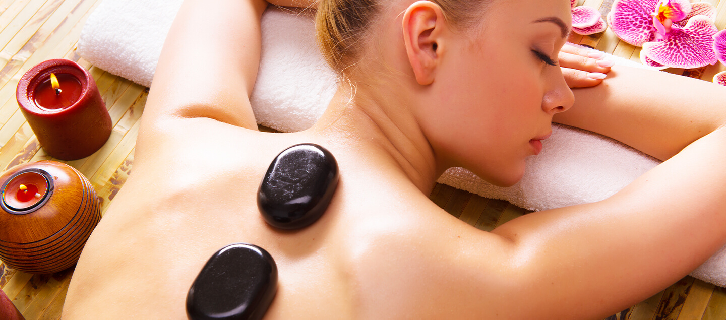 Massage aux Pierres Chaudes