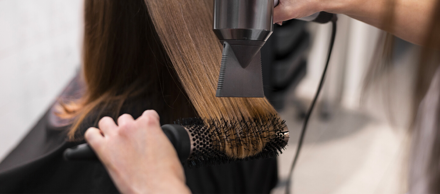 Coupe, Couleur et Brushing pour cheveux courts à longs