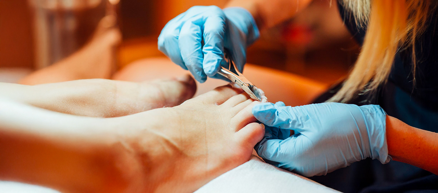Soin de pédicure curative professionnelle