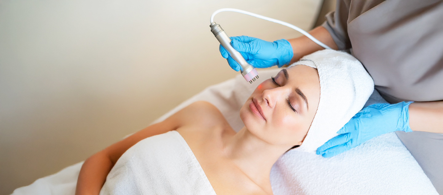 Soin Lifting du Visage par Radiofréquence avec Luminothérapie de 50 minutes