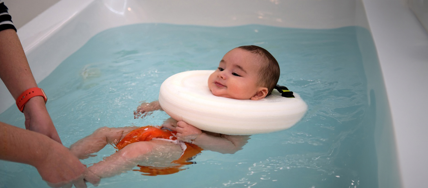 Hydrothérapie ou Bain enveloppé pour Bébé ou Enfant