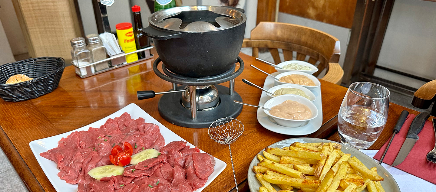 LSxRD - Menu Fondue chinoise à volonté avec entrée, dessert et Verre de bienvenue dès 2 personnes