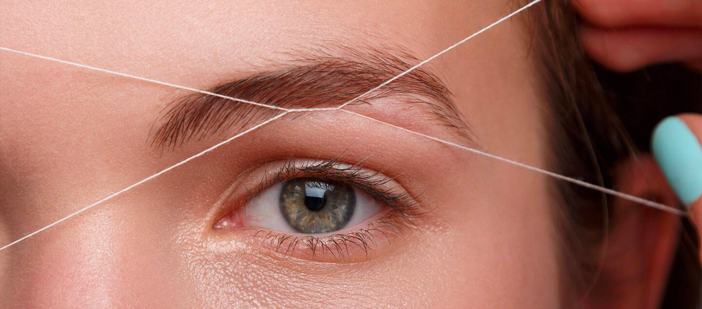 Épilation des sourcils au fil 1 ou 3 séances