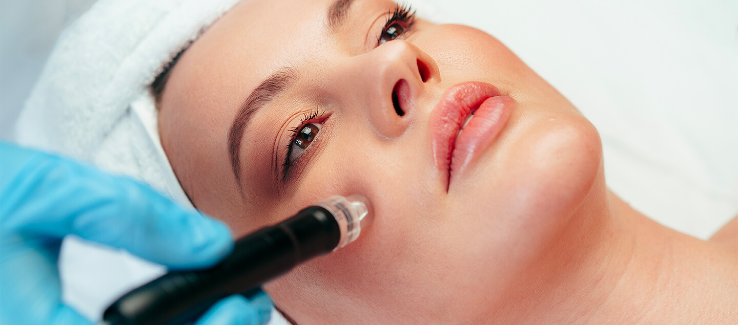 Soin du visage par Microdermabrasion avec/sans oxygène