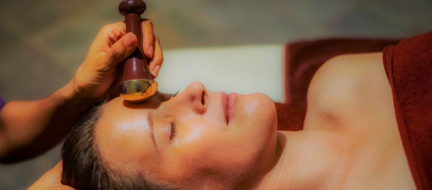 1 ou 3 séances de massage Kansa du visage et du dos