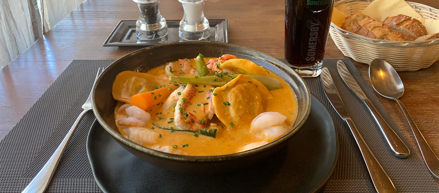 Marmite du pêcheur avec entrée et dessert dès 2 personnes