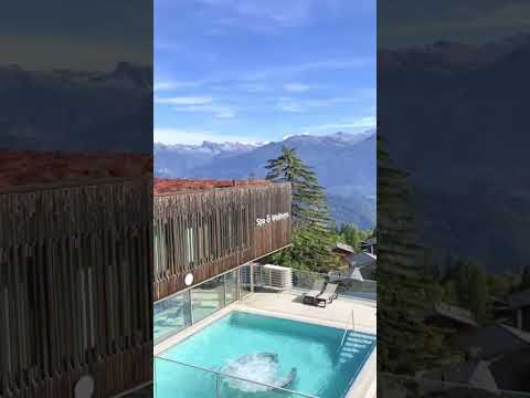 Séjour à Anzère avec Petit-déjeuner, Cocktail de bienvenue et accès à la Piscine du Spa Wellness d’Anzère (selon formule) pour 2 ou 4 personnes