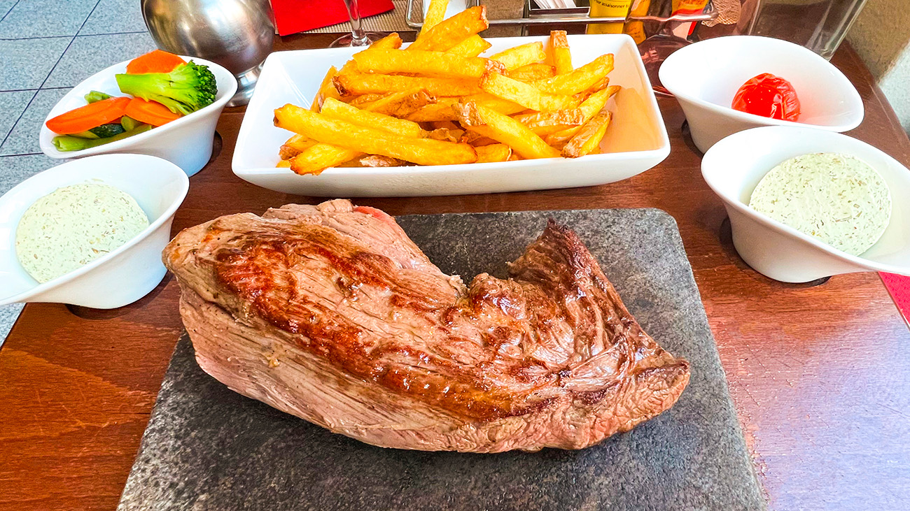 Bœuf sur ardoise 200 gr avec dessert dès 2 personnes Realdeals.ch