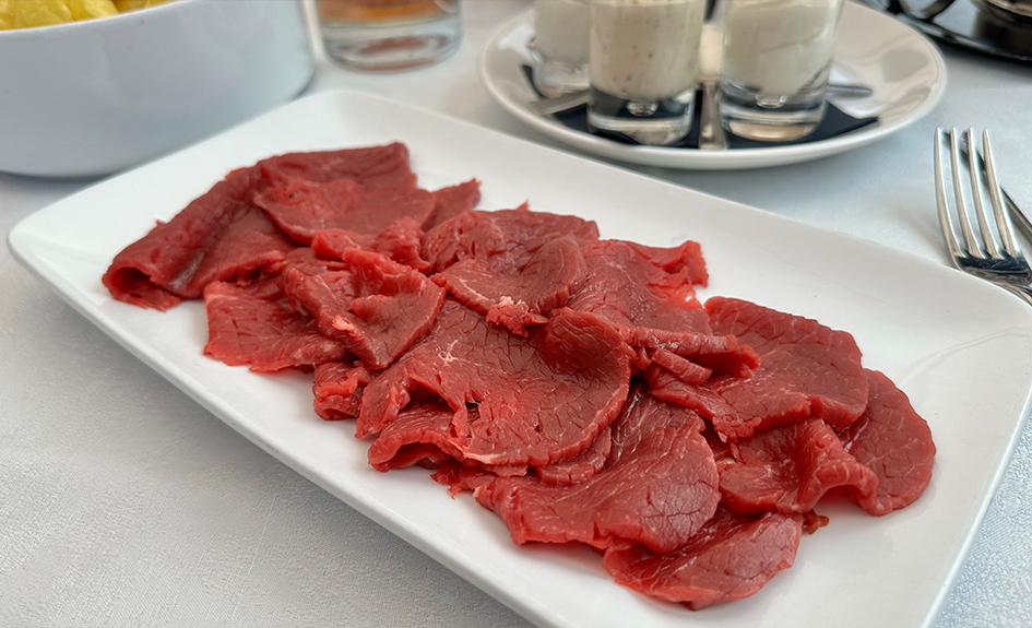 Menu Fondue bourguignonne ou chinoise avec entrée et dessert dès 2