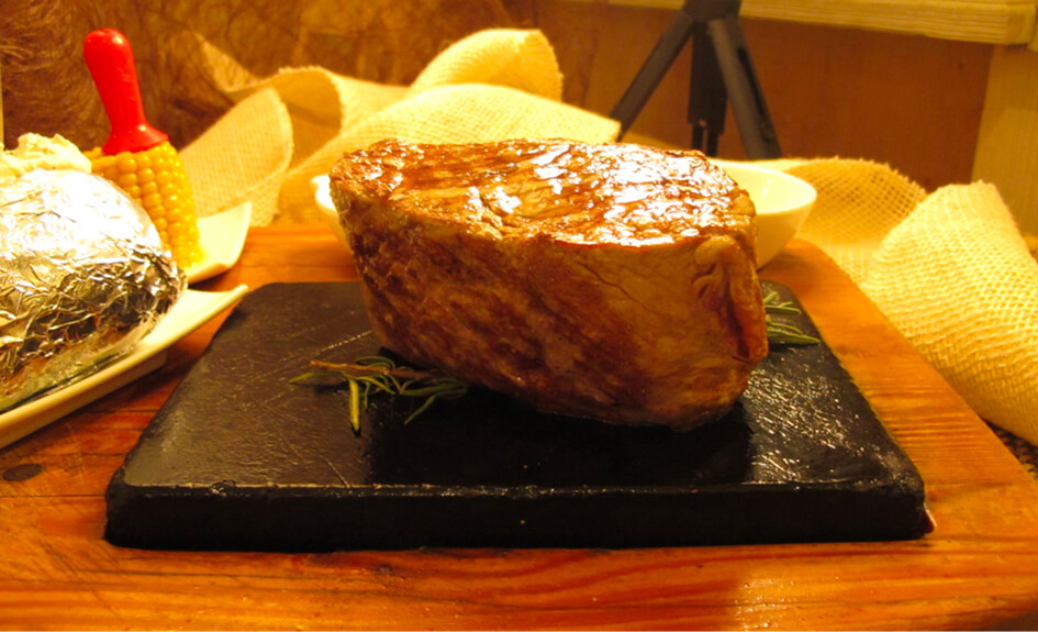 Rumsteak de Bœuf sur ardoise avec entrée et dessert pour 2 ou 4