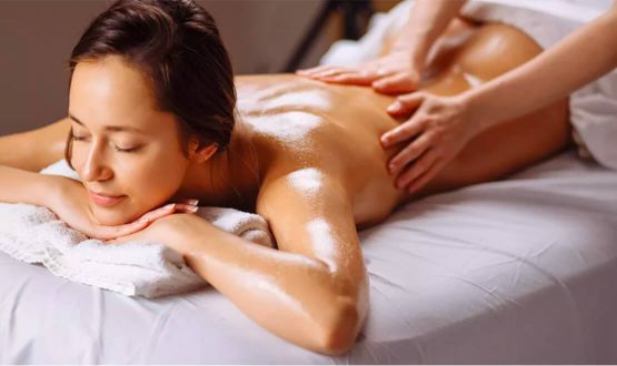 Massage californien de 60 minutes à domicile