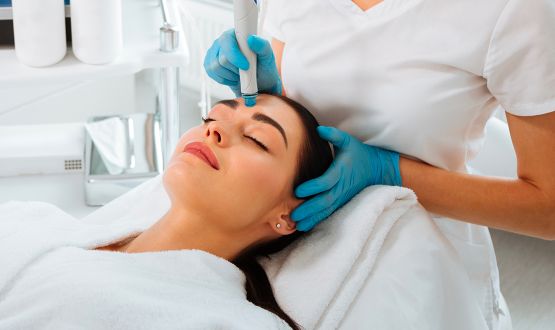 Microdermabrasion avec Oxygène - 1 ou 3 séance au choix