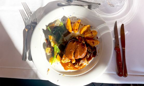 Menu Filet de boeuf avec entrée, dessert et Verre de bienvenue dès 2 personnes