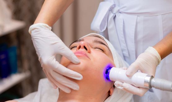 Soin du Visage par Microdermabrasion