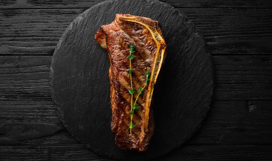 Menu Cadeau du Chef - Côte de Bœuf avec entrée, dessert, verre de bienvenue et Limoncello inclus dès 2 personnes