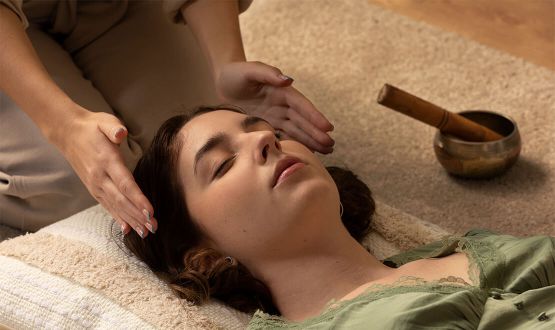 Massage avec rééquilibrage énergétique Reiki Arc-en-ciel de 60 minutes
