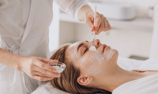 Soin du visage Haut de gamme - 1, 3 ou 5 séances