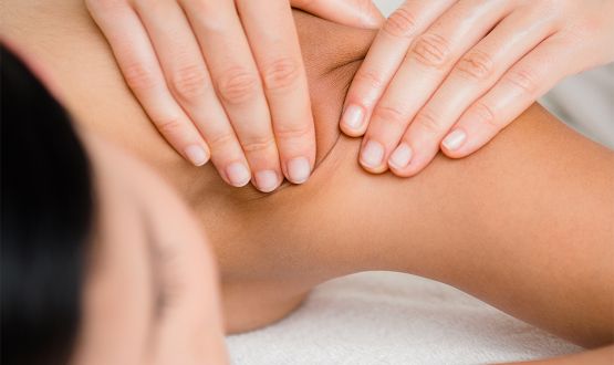 Massage brésilien énergisant de 75 minutes