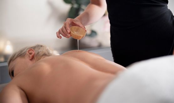 Massage à domicile avec huile végétale bio d'amande douce de 90 minutes