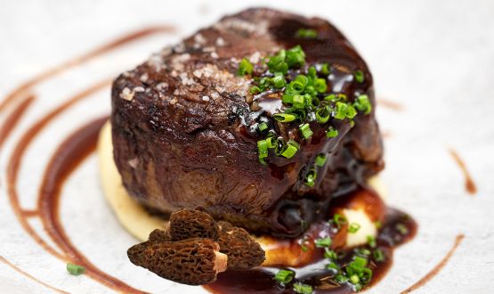 Menu Chasse Médaillon de Chevreuil avec entrée, dessert et Verre de bienvenue dès 2 personnes