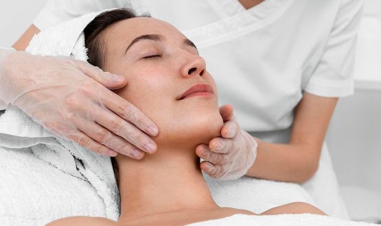 Soin du visage avec Massage de 30 minutes
