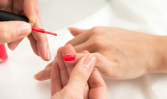 Pose de vernis semi-permanent