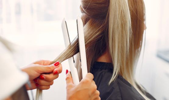 Lissage des cheveux à la Kératine naturelle pour cheveux courts à longs
